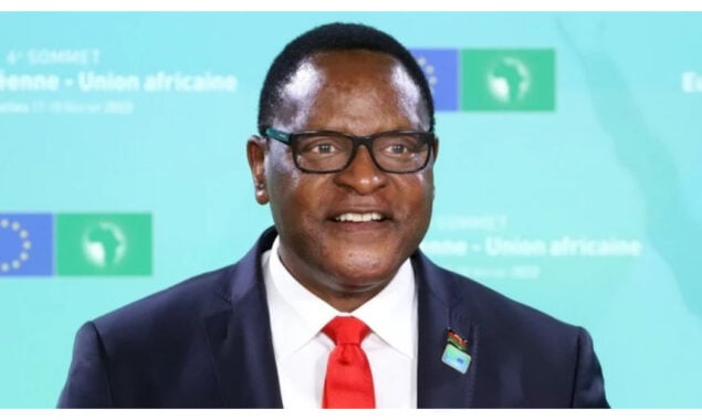 Malawi president strips deputy of powers over corruption