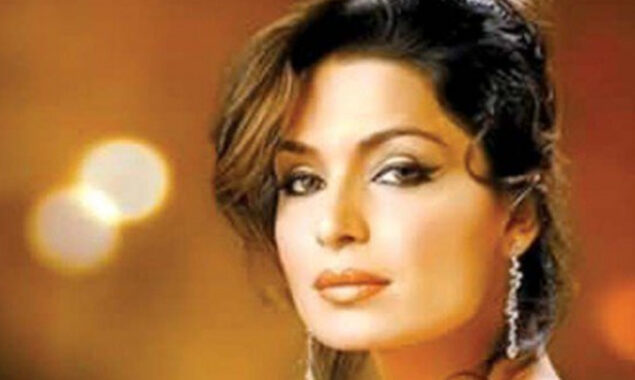 Meera cries over the lack of Pakistani films in cinemas