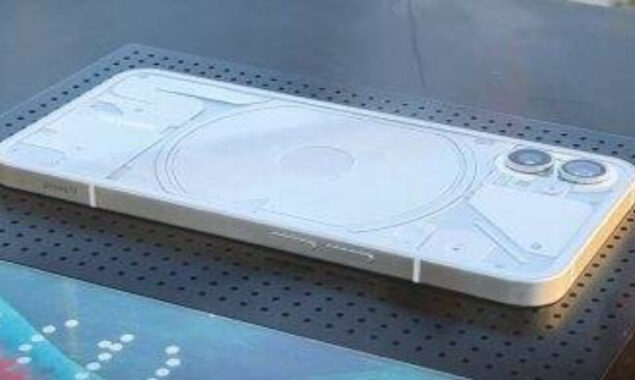 Nothing Phone (1) could be released with official case