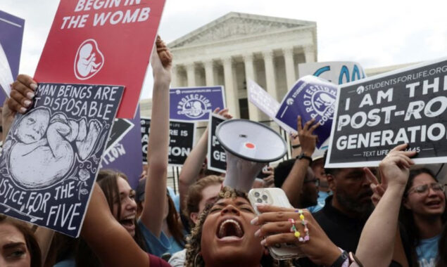 Protesters at the US Supreme Court condemn the decision to reverse Roe v. Wade on abortion