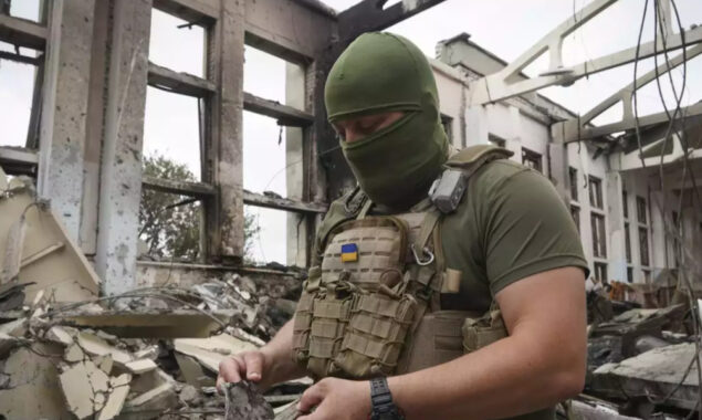 Moscow tightens economic grip on southern Ukraine