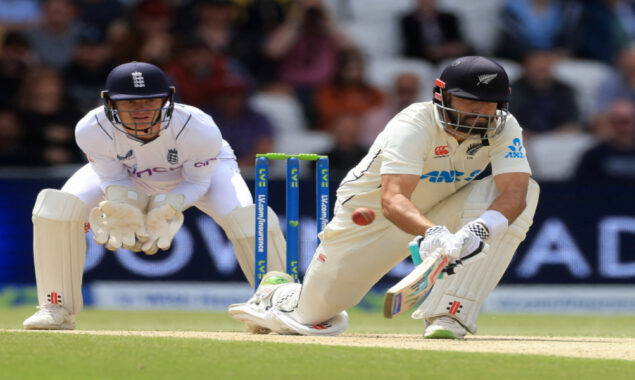 Mitchell and Blundell frustrate England again in 3rd Test