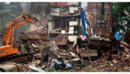 14 dead in India building collapse