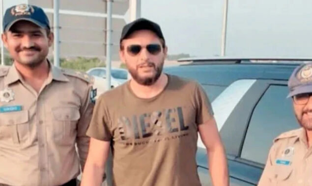 SHahid Afridi fined for driving over speed limit