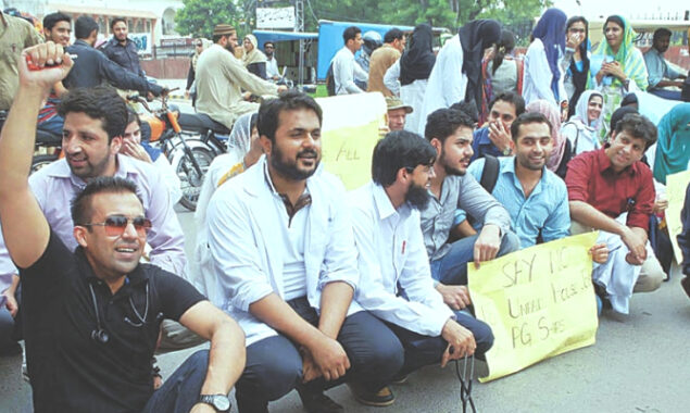 Young doctors hold presser against corruption in Lady Reading Hospital