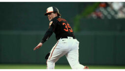 Dean Kremer and the Orioles win 1-0