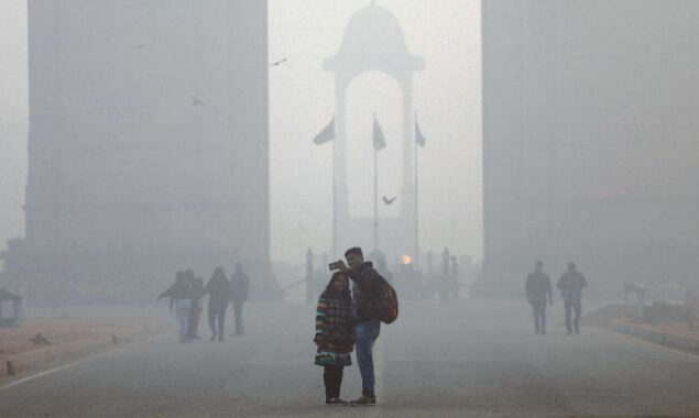 Pollution in Delhi reducing life expectancy