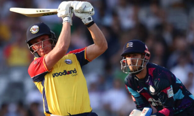 Sam Cook sinks Middlesex after Lawrence and Westley establish Essex