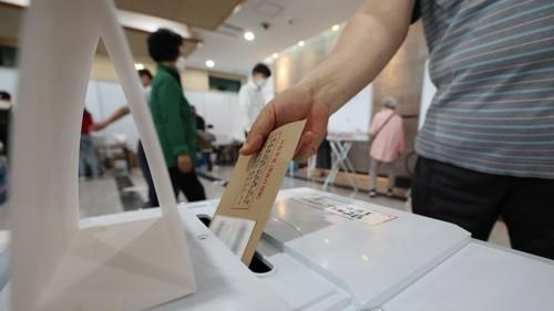 Local elections in South Korea begin