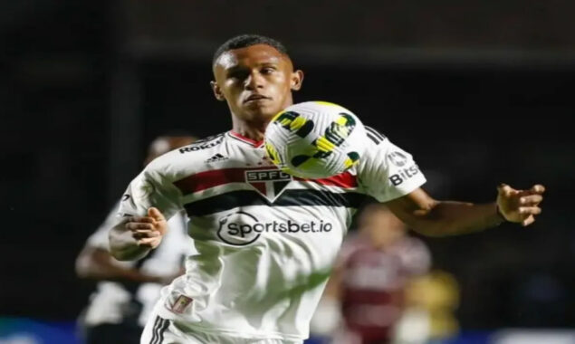 Arsenal sign Brazilian teenager Marquinhos
