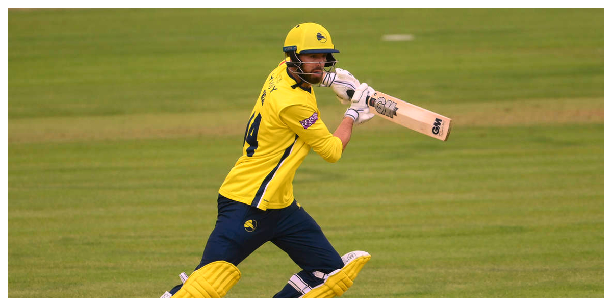 James Fuller pulls the rug from underneath Essex