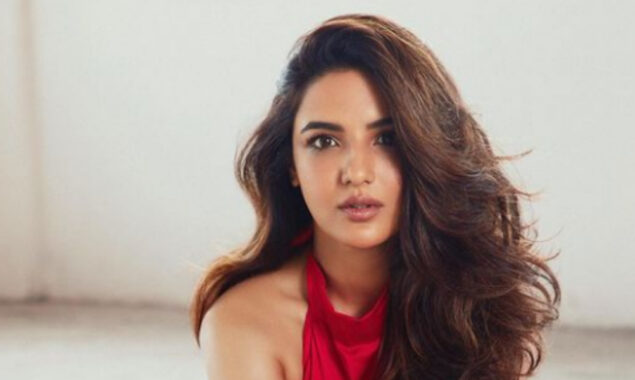 Jasmin Bhasin on a break from Bollywood