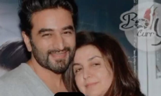 Shekhar Ravjiani shares photo with Farah Khan from Neerja’s premiere