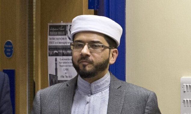 Over film protests, the Imam was removed as a government adviser
