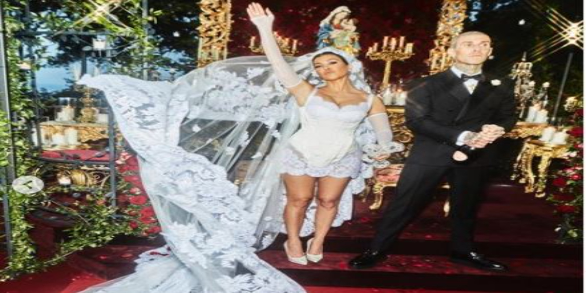Kourtney Kardashian's Stunning Wedding Gown