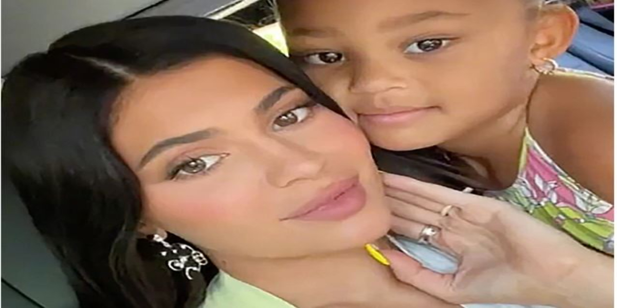 Kylie Jenner: Taking "My Baby" Stormi on Ulta Shopping Spree