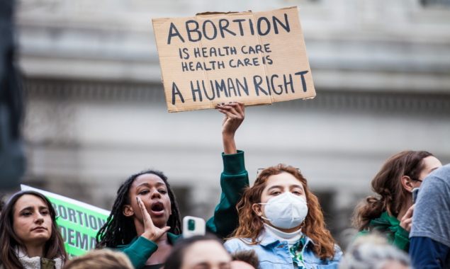 Numerous pro-abortion activists demonstrate at Johnson Square
