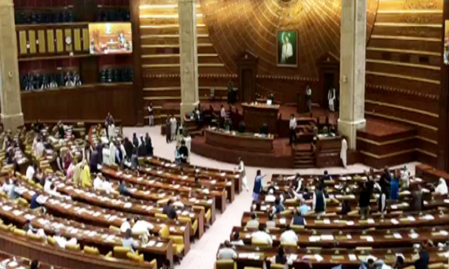 PTI members take oath on reserved seats in Punjab Assembly