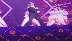 Shah Rukh Khan’s debut concert performance with Umang 2022, where he sings the song “I am the Best.”