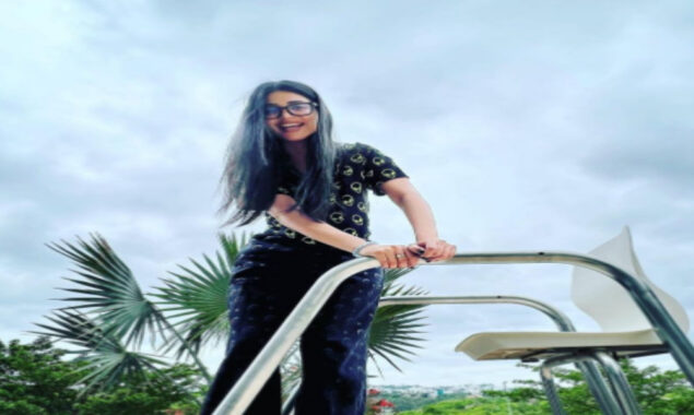 On Sundays, Shruti Haasan enjoys and shares a glimpse of her lazy time