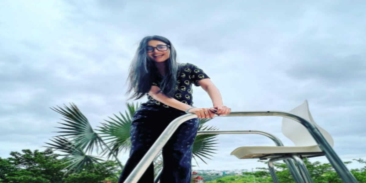 On Sundays, Shruti Haasan enjoys and shares a glimpse of her lazy time