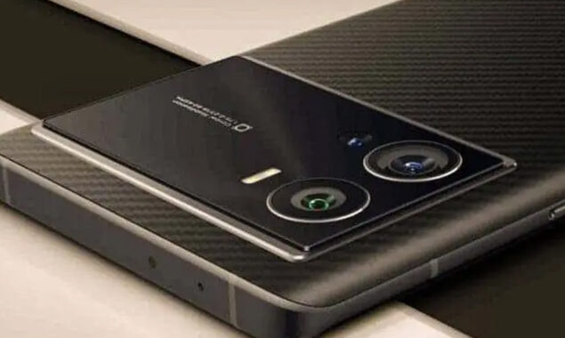 Vivo iQOO 10 Price in Pakistan