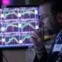 Stock fates are minimal changed as financial backers harp on strength