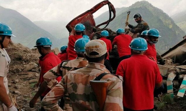 Landslide kills 7 in India, dozens feared trapped