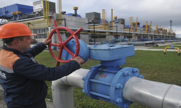 Russia gas squeeze threatens Europe’s stockpiling plans