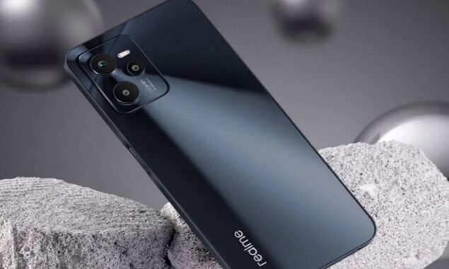 The Realme C30 will come with a single rear camera