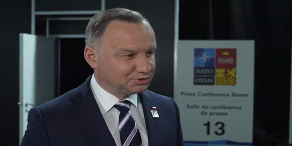 The President of Poland welcomes permanent US army HQ