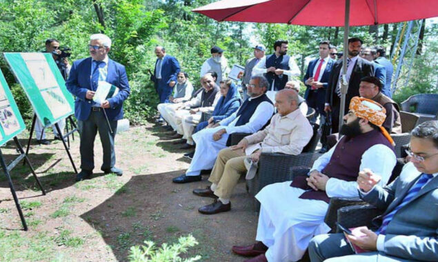 PM orders reconstruction of Murree Expressway