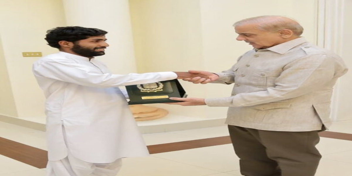 Faisal Baloch was invited to the PM House.