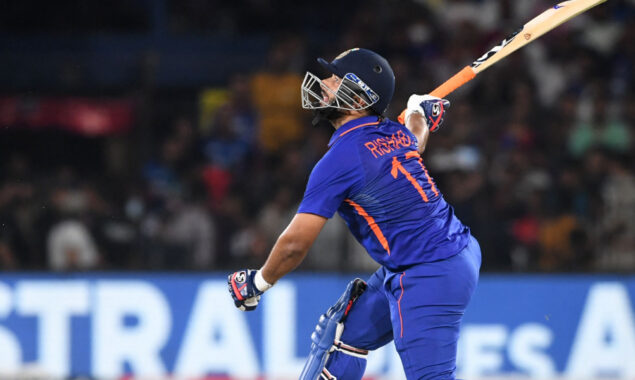 Rishabh Pant has not learnt from his previous dismissals: Sunil Gavaskar