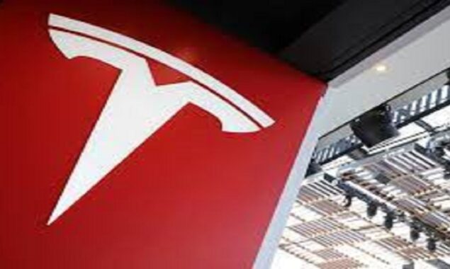 Former Tesla employees are suing the company for a’mass layoff’