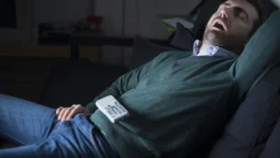 falling asleep tv on