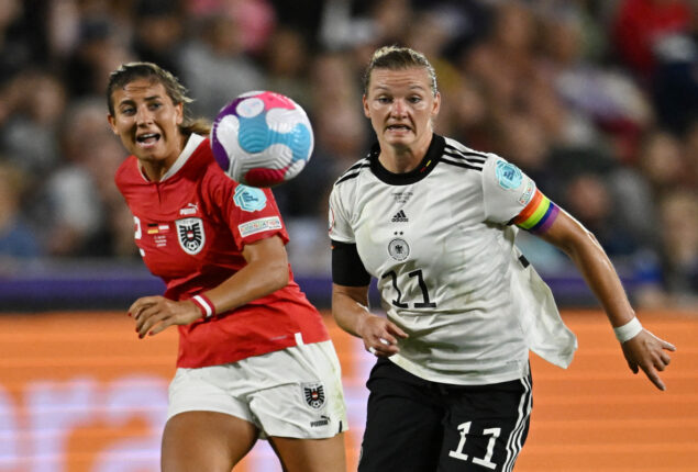 Alexandra Popp press key to Germany win, says Voss-Tecklenburg
