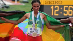 Gidey holds off Kenyans to win another 10,000m for Ethiopia