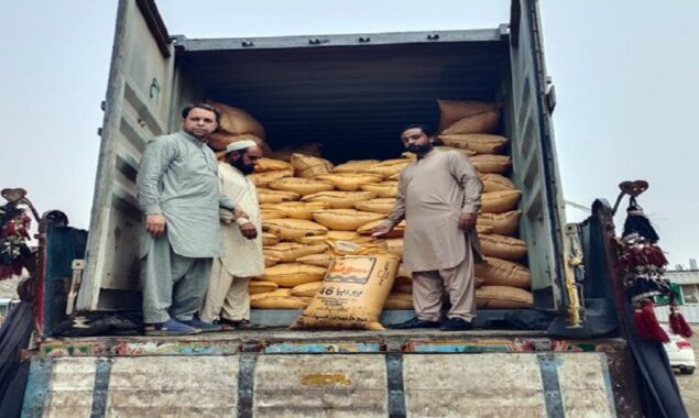 A plot to smuggle 39 tons of urea to Afghanistan is foiled by customs