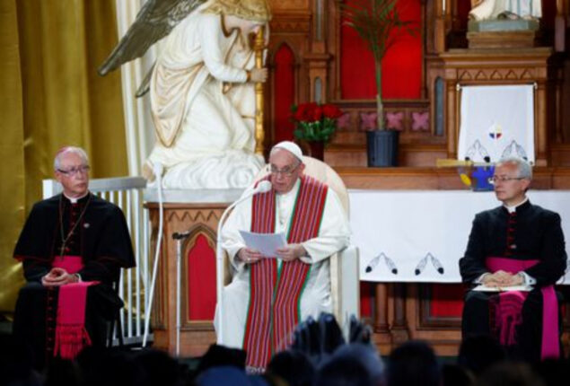 Pope Francis: Canada visit heads to Quebec for political gatherings