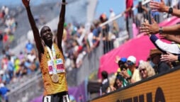 Cheptegei holds world 10,000 title and eyes distance twofold