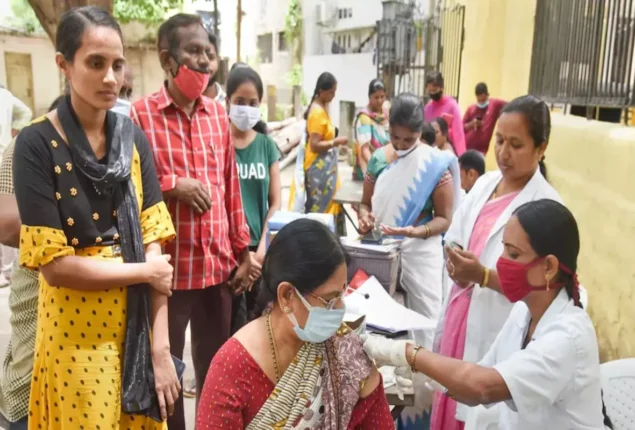 India reached 2 billion COVID immunizations, while new cases are at a four-month high