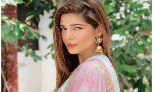 Ayesha Omar pens a heartfelt note for her late father