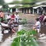 Residents of MP protest in an unusual way on the road