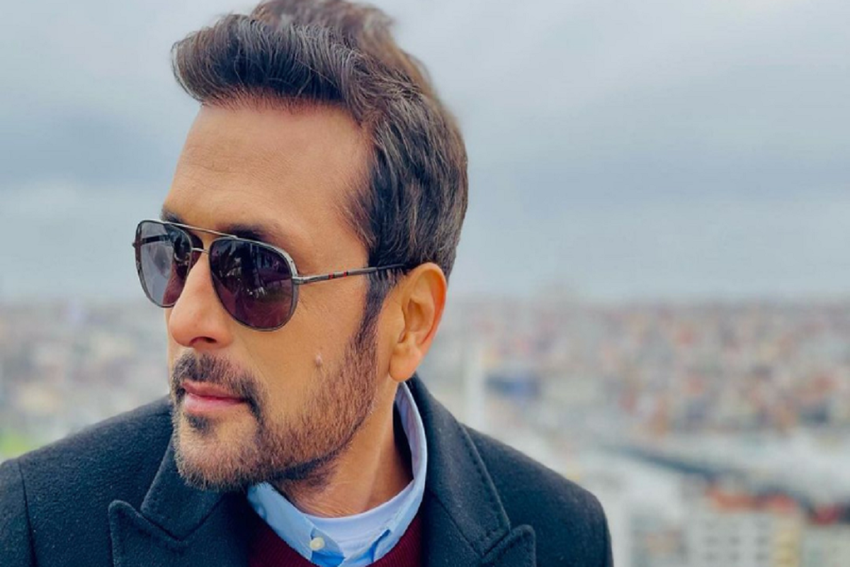 Bilal Maqsood, a renowned Pakistani musician and former member of Strings, thinks that a single deed might solve all of the nation's erratic political and economic issues.