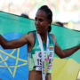 Gudaf Tsegay: Ethiopia clutches win world 5,000m gold