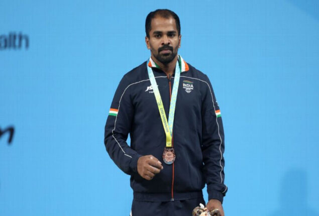 Gururaja Poojary takes home the bronze in 61 kg weightlifting