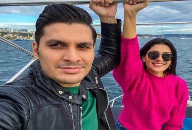 Fans debate over Ayeza Khan and brother controversy