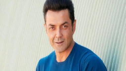 Bobby Deol posted a picture with his mother Prakash Kaur