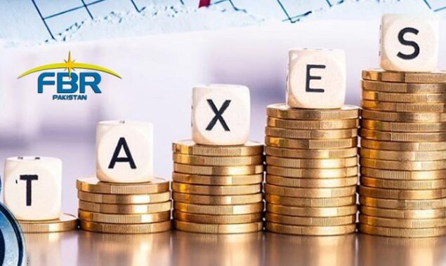 PTI govt’s another achievement as FBR collects tax target of Rs6.1tr in FY22